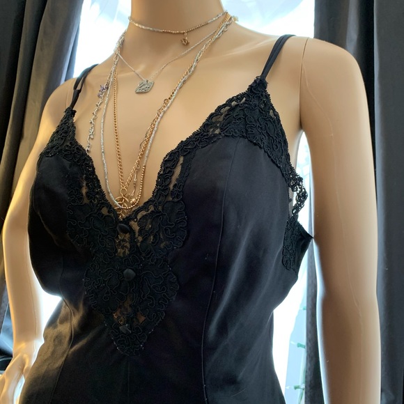 Silk and Satin vintage romantic silky chemise….gorgeous - Picture 3 of 6